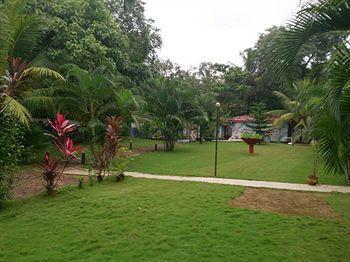 Retreat Anjuna Resort Екстер'єр фото