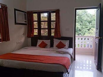 Retreat Anjuna Resort Екстер'єр фото
